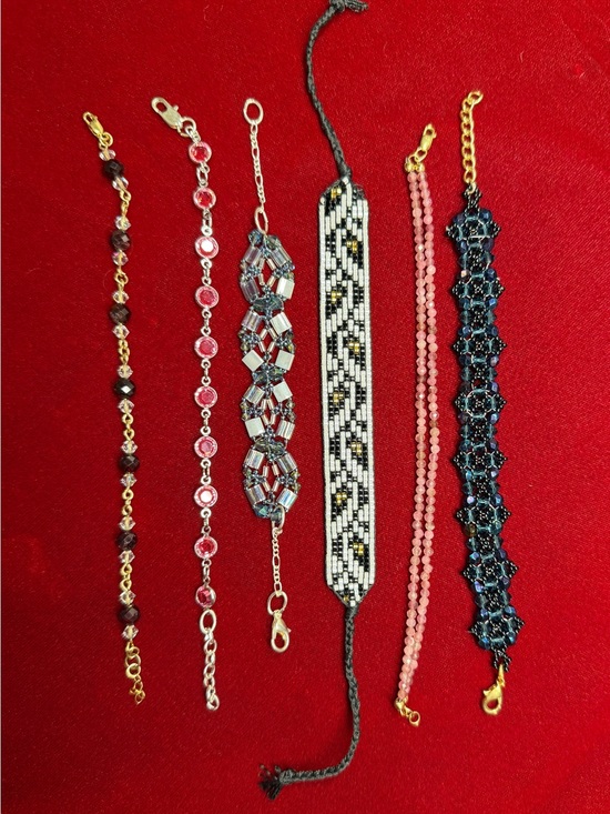 Hand Crafted Jewelry - Lot of Handmade Beaded Bracelets - crystal, garnets, tourmaline, seed beads